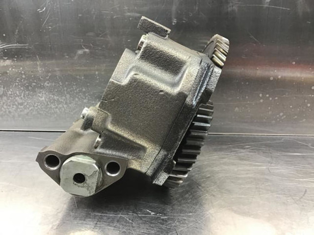 Liebherr Lubricating Oil Pump - 오일 펌프 : 사진 2 Liebherr Lubricating Oil Pump - 오일 펌프 : 사진 2