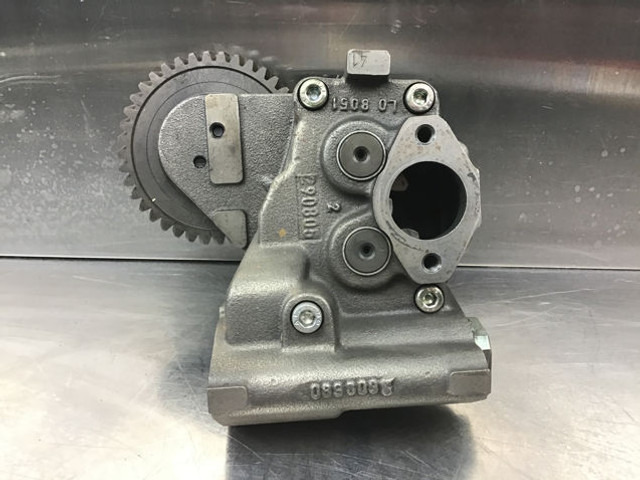 Liebherr Lubricating Oil Pump - 오일 펌프 : 사진 5 Liebherr Lubricating Oil Pump - 오일 펌프 : 사진 5