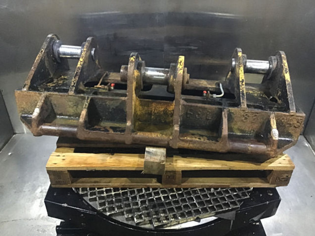 Liebherr Quick Hitch - 퀵 커플러 : 사진 1 Liebherr Quick Hitch - 퀵 커플러 : 사진 1