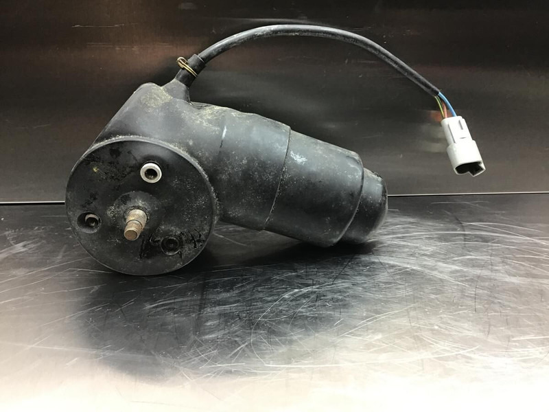 Liebherr R914STD / R914HDSL / R914B / R904 / A904 Li / A902 Li / A900B Li / A316 / A902 INDUSTRIAL / A932 Li / A912 Li / A924 li / A914 L - 와이퍼 : 사진 3 Liebherr R914STD / R914HDSL / R914B / R904 / A904 Li / A902 Li / A900B Li / A316 / A902 INDUSTRIAL / A932 Li / A912 Li / A924 li / A914 L - 와이퍼 : 사진 3