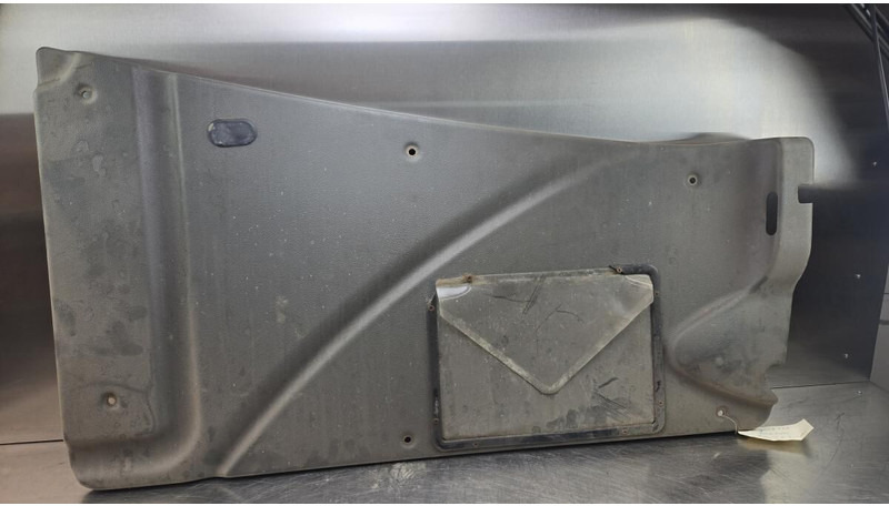 Liebherr R944 / R954B - 범퍼 : 사진 1 Liebherr R944 / R954B - 범퍼 : 사진 1