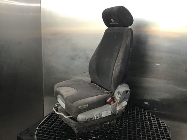 Liebherr Seating - 좌석 : 사진 4 Liebherr Seating - 좌석 : 사진 4
