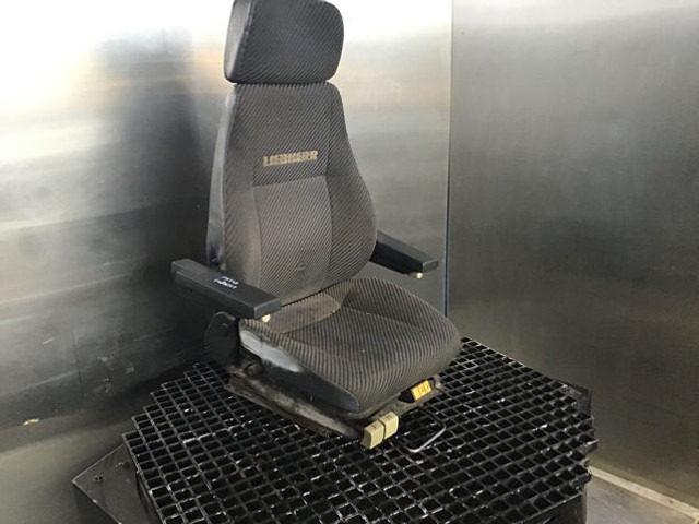 Liebherr Seating - 좌석 : 사진 2 Liebherr Seating - 좌석 : 사진 2