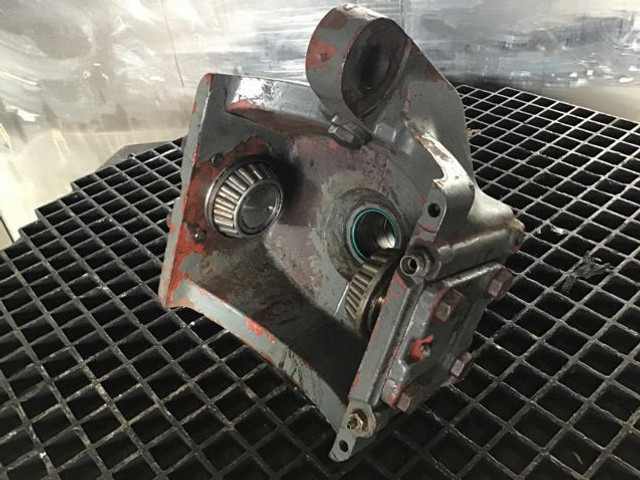 Liebherr Steering House Left - 스티어링 너클 : 사진 2 Liebherr Steering House Left - 스티어링 너클 : 사진 2