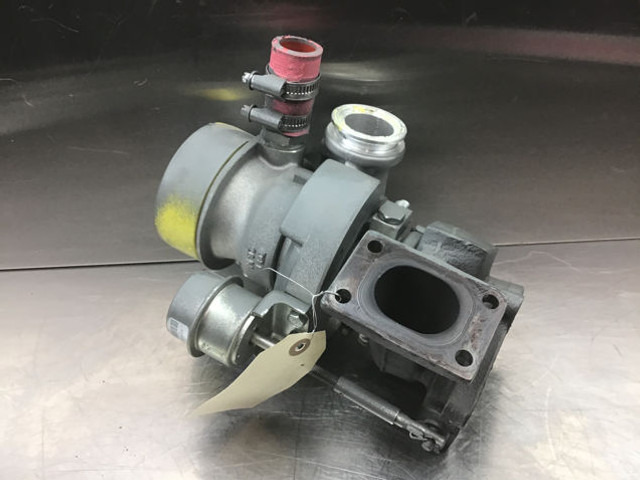 Liebherr Turbo Charger HE221W - 터보 : 사진 3 Liebherr Turbo Charger HE221W - 터보 : 사진 3