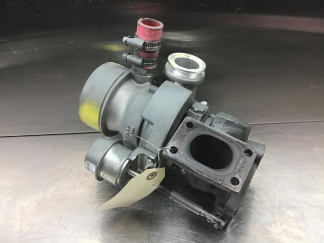 Liebherr Turbo Charger HE221W - 터보 : 사진 4 Liebherr Turbo Charger HE221W - 터보 : 사진 4