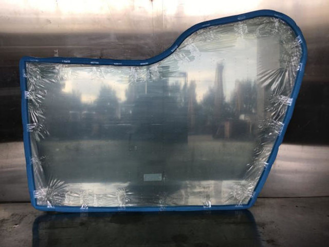Liebherr Window Glass - 창문 및 부품 : 사진 4 Liebherr Window Glass - 창문 및 부품 : 사진 4