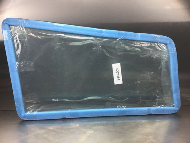 Liebherr Window Glass - 창문 및 부품 : 사진 2 Liebherr Window Glass - 창문 및 부품 : 사진 2