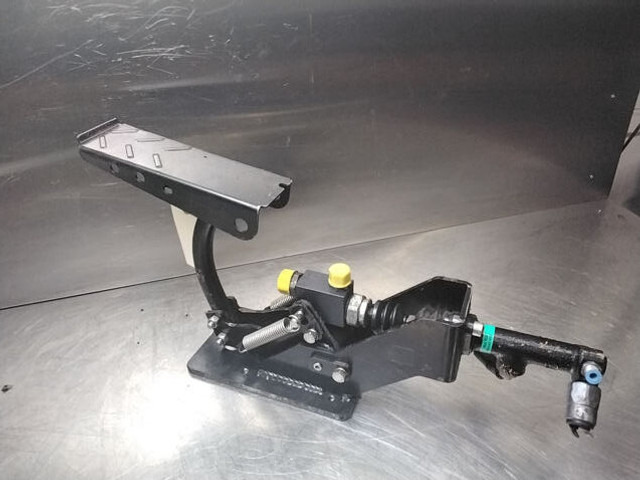Liebherr brake pedal system - 페달 : 사진 1 Liebherr brake pedal system - 페달 : 사진 1