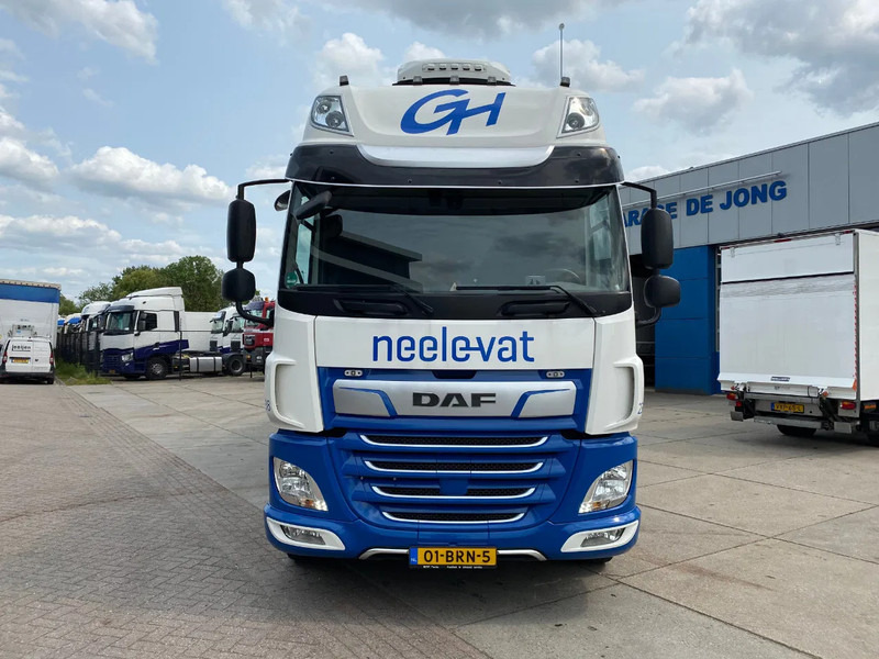 DAF CF 370 SSC / 6x2/4 / Boorden / Stand Airco - 커튼사이더 트럭 : 사진 2 DAF CF 370 SSC / 6x2/4 / Boorden / Stand Airco - 커튼사이더 트럭 : 사진 2
