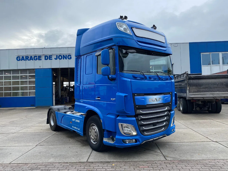 DAF XF 106.480 / Full spoilers / Retarder / Stand Airco / Hydraulic - 트랙터 유닛 : 사진 3 DAF XF 106.480 / Full spoilers / Retarder / Stand Airco / Hydraulic - 트랙터 유닛 : 사진 3