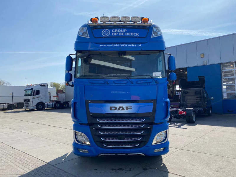 DAF XF 106.480 SSC / Full spoilers / Retarder / Stand Airco / Hydraulic - 트랙터 유닛 : 사진 2 DAF XF 106.480 SSC / Full spoilers / Retarder / Stand Airco / Hydraulic - 트랙터 유닛 : 사진 2