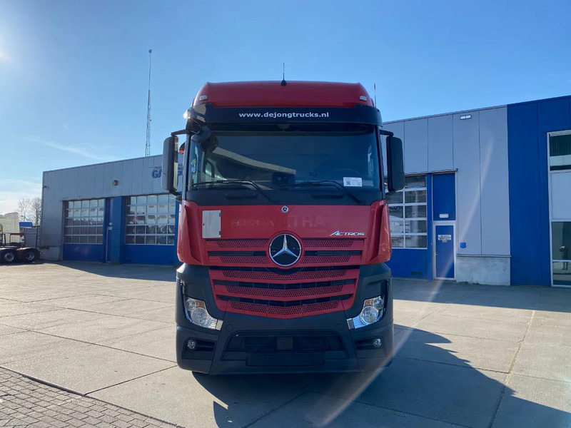 Mercedes-Benz Actros 1945 / StreamSpace / Hydraulic / Automatic - 트랙터 유닛 : 사진 2 Mercedes-Benz Actros 1945 / StreamSpace / Hydraulic / Automatic - 트랙터 유닛 : 사진 2