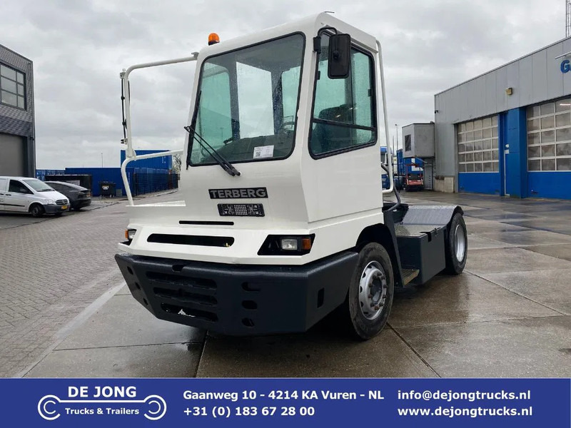 Terberg YT 182 4x2 / Terminal Tractor - 터미널 트랙터 : 사진 1 Terberg YT 182 4x2 / Terminal Tractor - 터미널 트랙터 : 사진 1