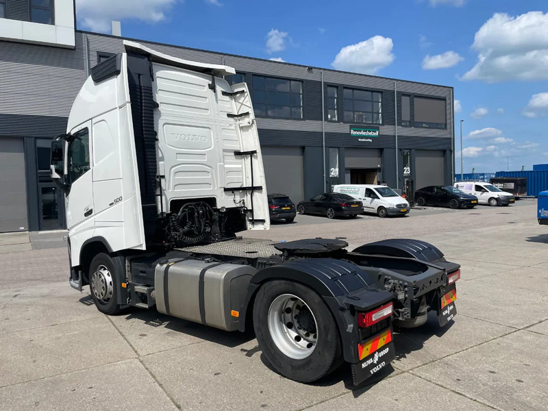 Volvo FH 13.500 Globetrotter XL / I-parkCool / 2x Tank - 트랙터 유닛 : 사진 4 Volvo FH 13.500 Globetrotter XL / I-parkCool / 2x Tank - 트랙터 유닛 : 사진 4