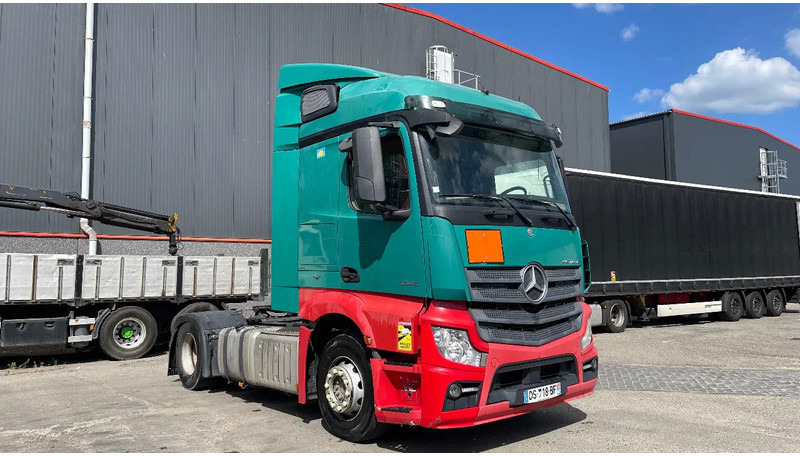 Mercedes-Benz Actros 1845 RETARDER - 트랙터 유닛 : 사진 3 Mercedes-Benz Actros 1845 RETARDER - 트랙터 유닛 : 사진 3