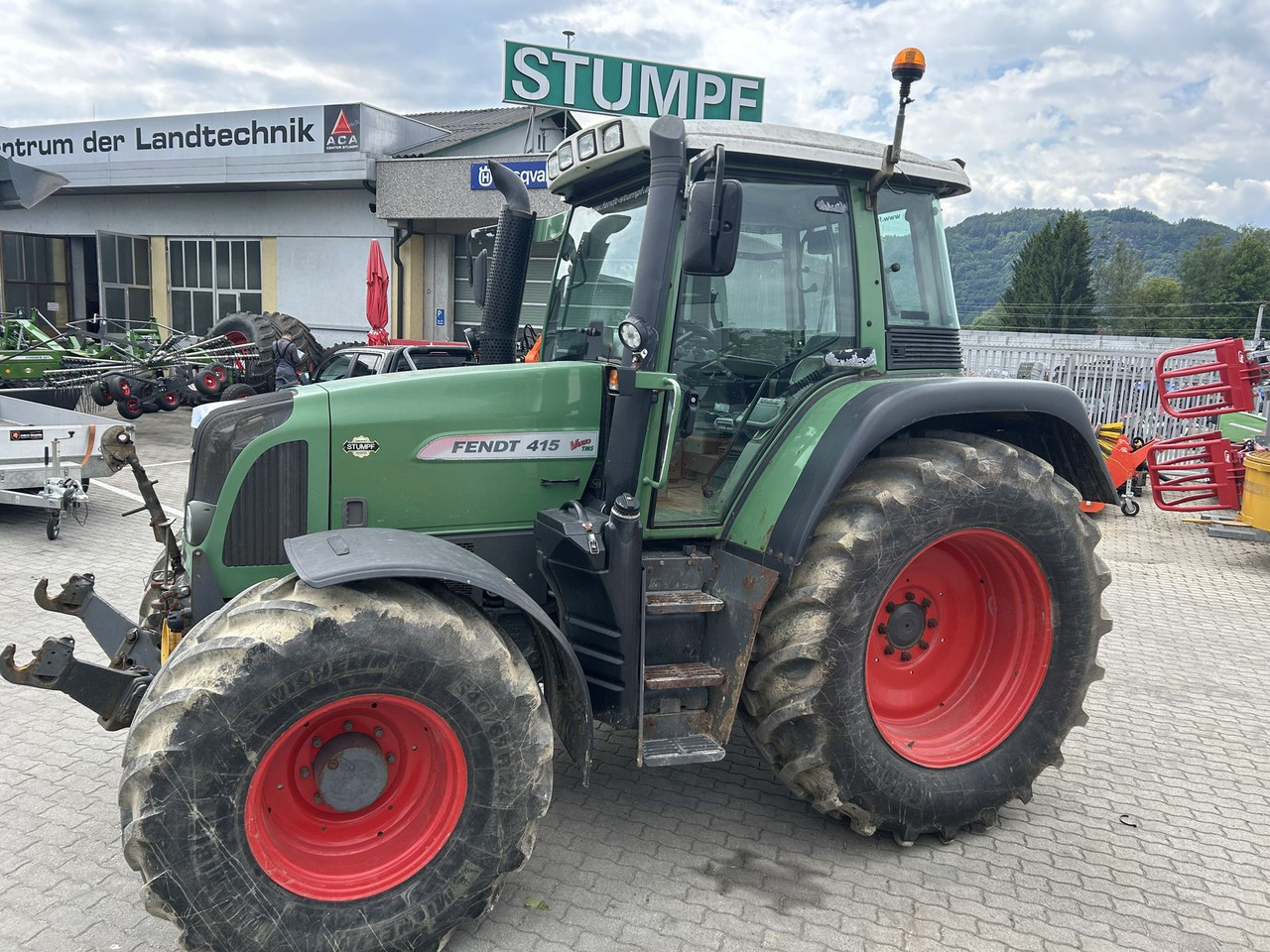 Fendt 411 Vario - 장궤형 트랙터 : 사진 5 Fendt 411 Vario - 장궤형 트랙터 : 사진 5
