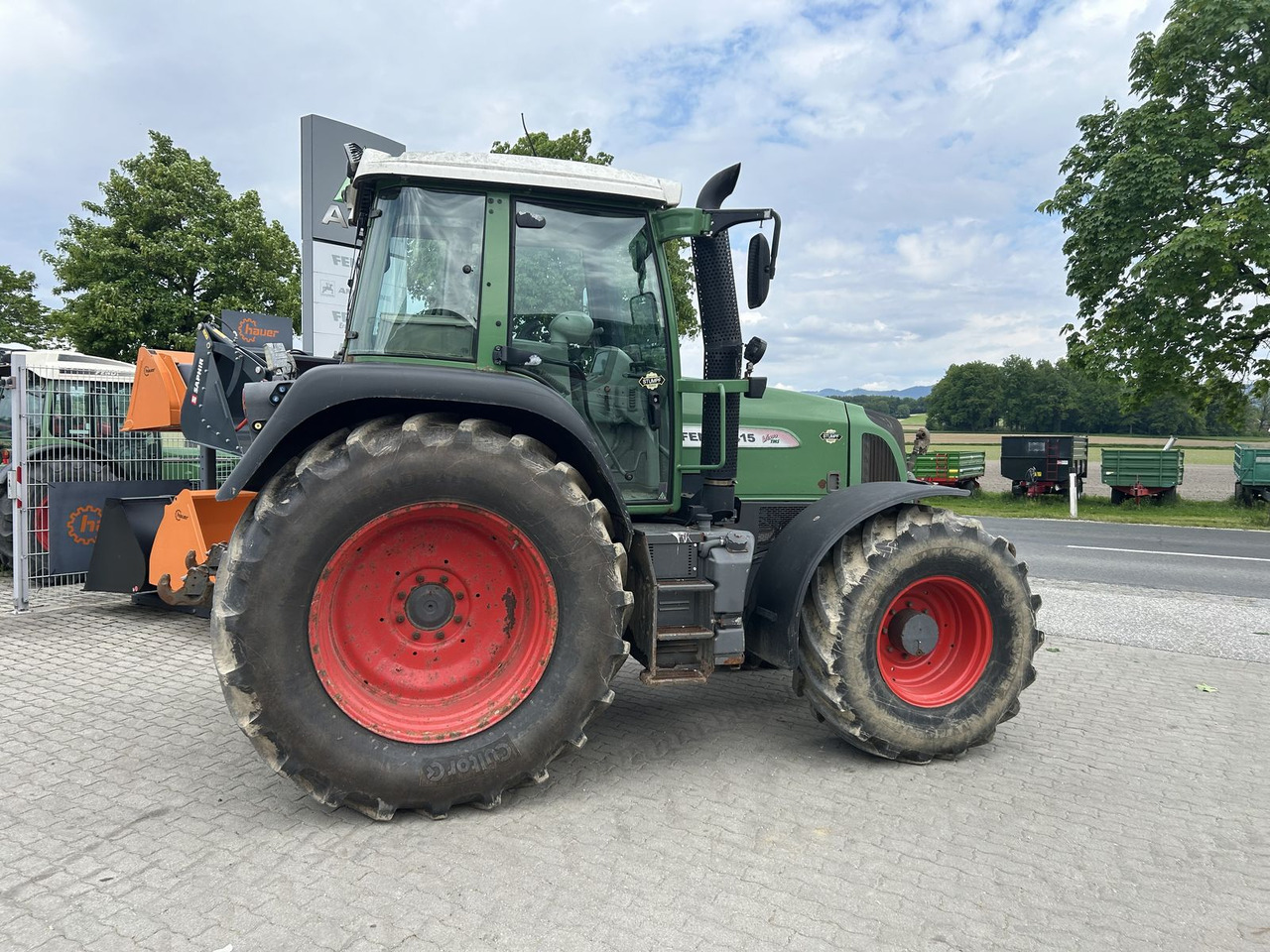 Fendt 411 Vario - 장궤형 트랙터 : 사진 2 Fendt 411 Vario - 장궤형 트랙터 : 사진 2