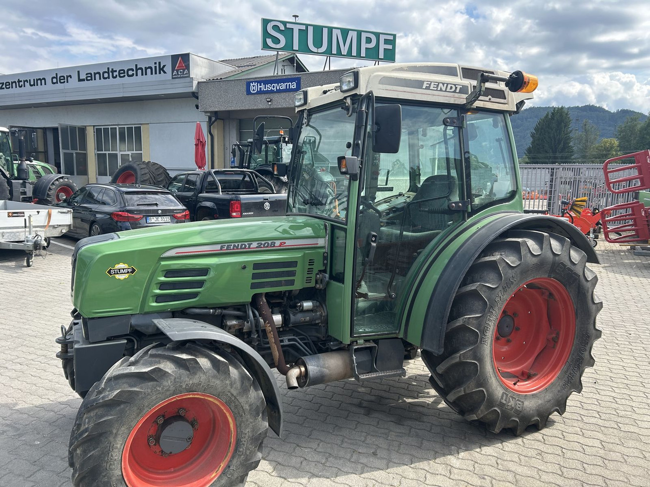 Fendt Farmer 208 PA - 장궤형 트랙터 : 사진 4 Fendt Farmer 208 PA - 장궤형 트랙터 : 사진 4