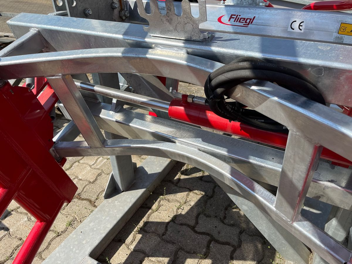 Fliegl Profi Combi - 클램프 농업용 기계 용 : 사진 3 Fliegl Profi Combi - 클램프 농업용 기계 용 : 사진 3