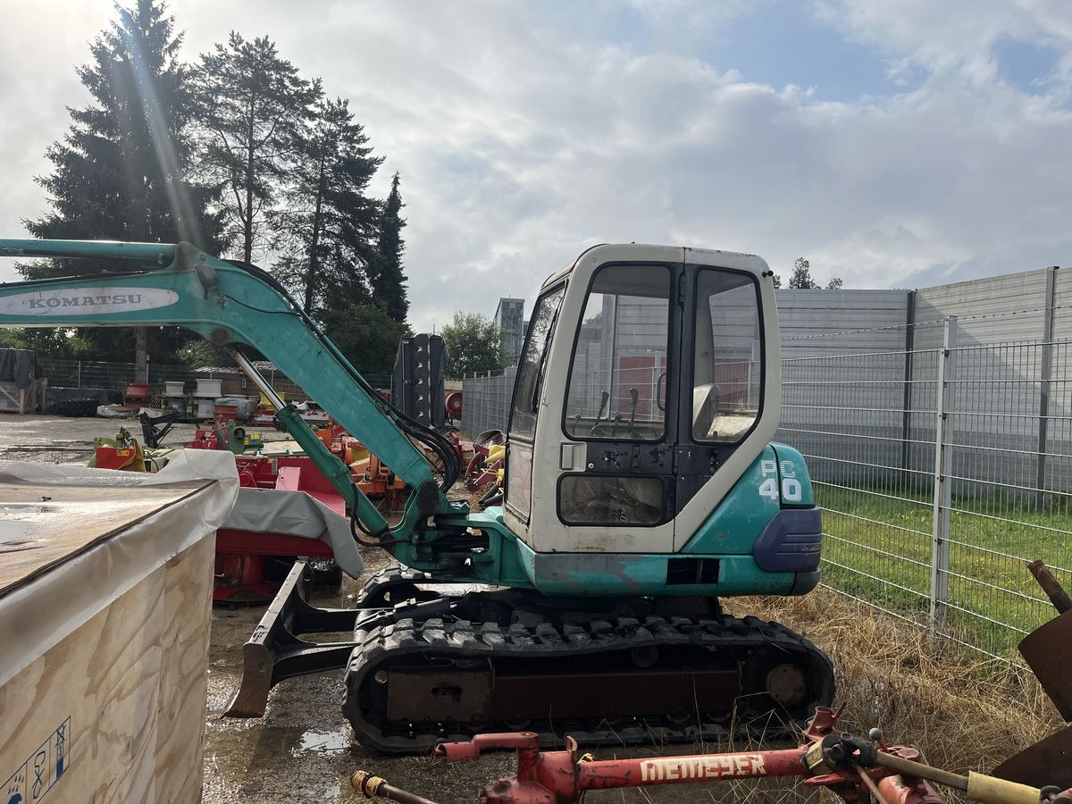 Komatsu Pc40 - 미니 굴삭기 : 사진 2 Komatsu Pc40 - 미니 굴삭기 : 사진 2