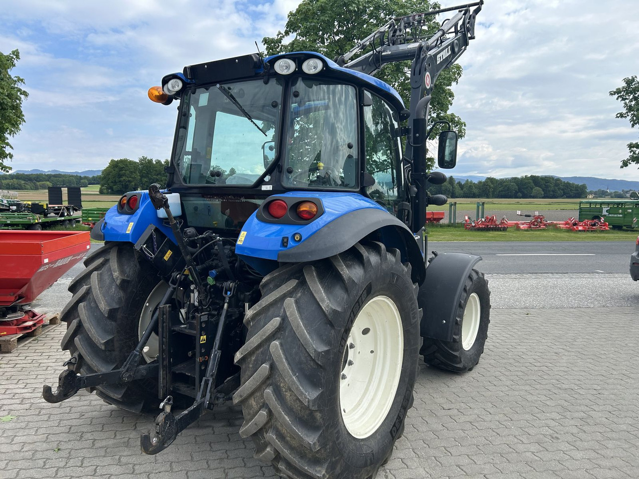 New Holland T4.105 - 장궤형 트랙터 : 사진 3 New Holland T4.105 - 장궤형 트랙터 : 사진 3