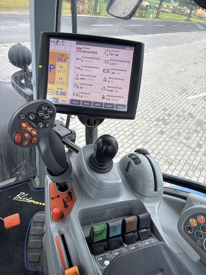 New Holland T7.190 Standard - 장궤형 트랙터 : 사진 2 New Holland T7.190 Standard - 장궤형 트랙터 : 사진 2