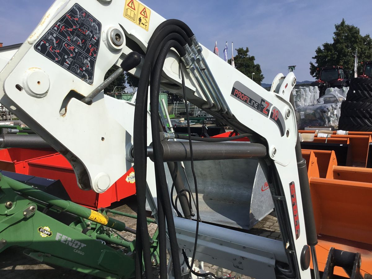 Stoll Profi Line FZ10 - 트랙터용 프론트 로더 : 사진 2 Stoll Profi Line FZ10 - 트랙터용 프론트 로더 : 사진 2