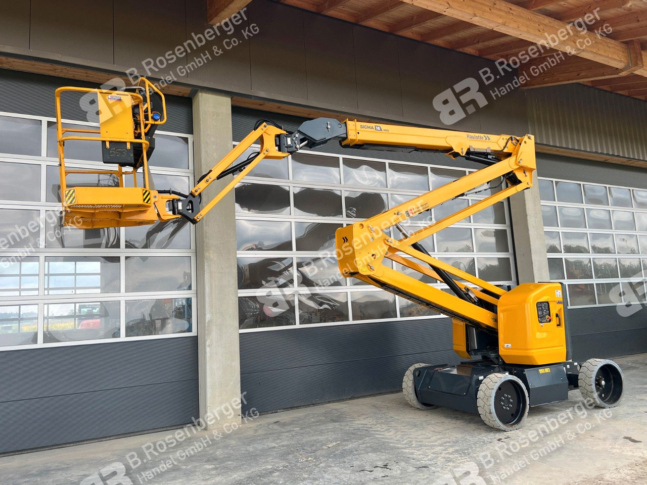 Haulotte Sigma 16 Pro Gelenkarbeitsbühne Arbeitsbühne - 트럭 탑재 고가작업 플랫폼 : 사진 1 Haulotte Sigma 16 Pro Gelenkarbeitsbühne Arbeitsbühne - 트럭 탑재 고가작업 플랫폼 : 사진 1