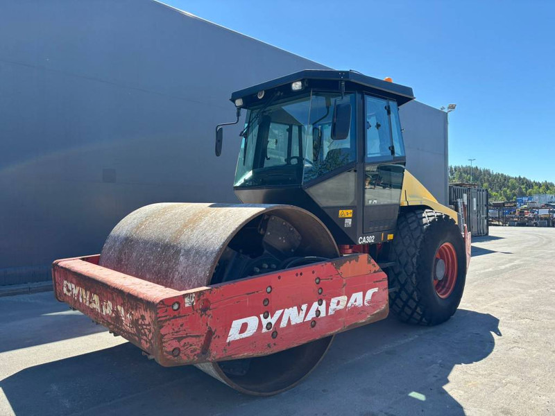 Dynapac CA 302 D - 롤러 : 사진 1 Dynapac CA 302 D - 롤러 : 사진 1