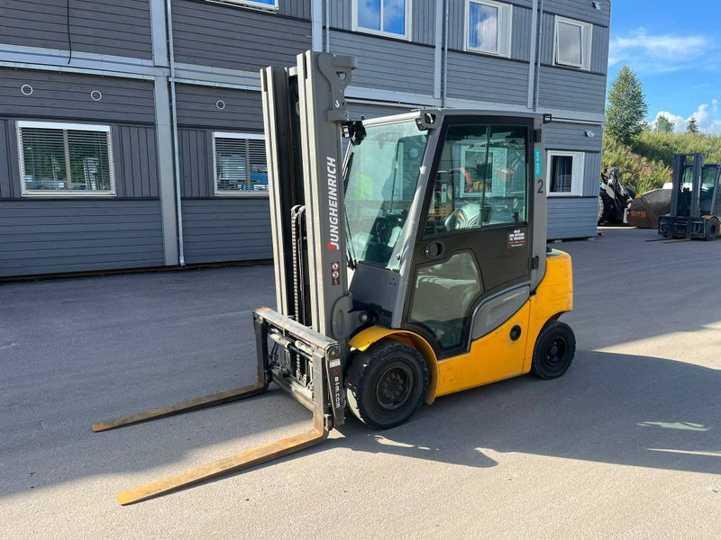 Jungheinrich DFG 425 S - 디젤 지게차 : 사진 1 Jungheinrich DFG 425 S - 디젤 지게차 : 사진 1