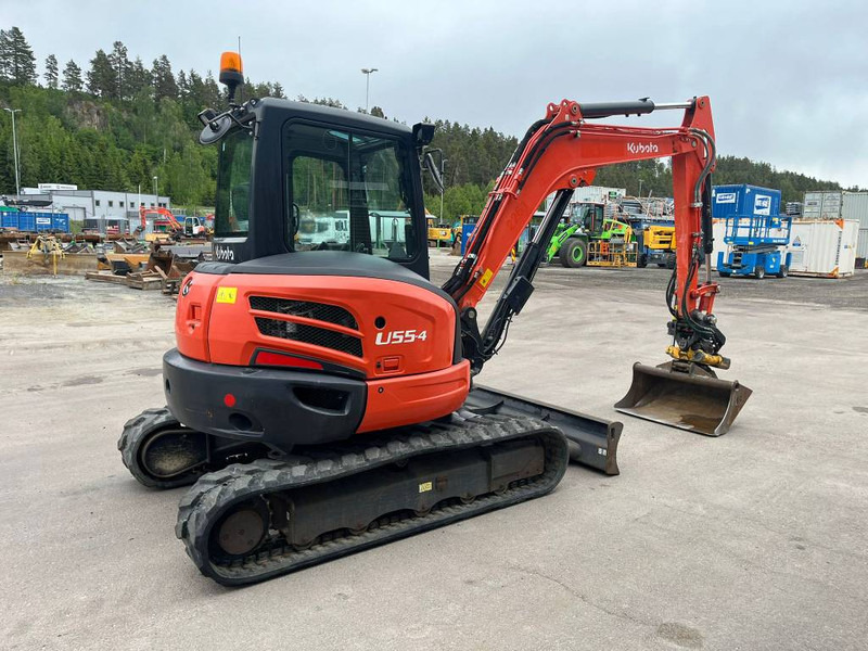 Kubota U 55-4 - 미니 굴삭기 : 사진 4 Kubota U 55-4 - 미니 굴삭기 : 사진 4