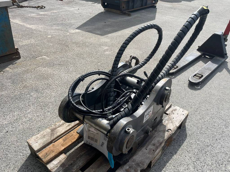 SMP ST28 / FOC70 - 퀵 커플러 건설기계 용 : 사진 5 SMP ST28 / FOC70 - 퀵 커플러 건설기계 용 : 사진 5