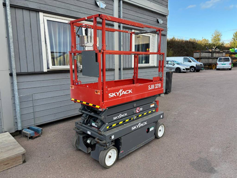 Skyjack SJ III 3219 - 시저 리프트 : 사진 1 Skyjack SJ III 3219 - 시저 리프트 : 사진 1