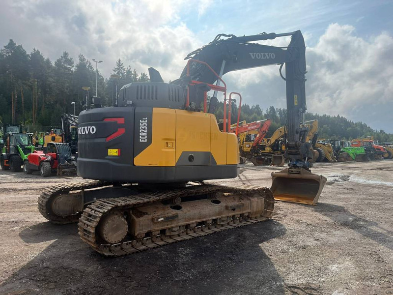 Volvo ECR 235 EL - 크롤러 굴삭기 : 사진 3 Volvo ECR 235 EL - 크롤러 굴삭기 : 사진 3