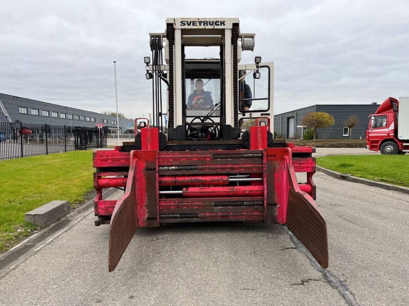 Bolzoni PULP BALE CLAMP P-1000-LS - 부착물 : 사진 3 Bolzoni PULP BALE CLAMP P-1000-LS - 부착물 : 사진 3