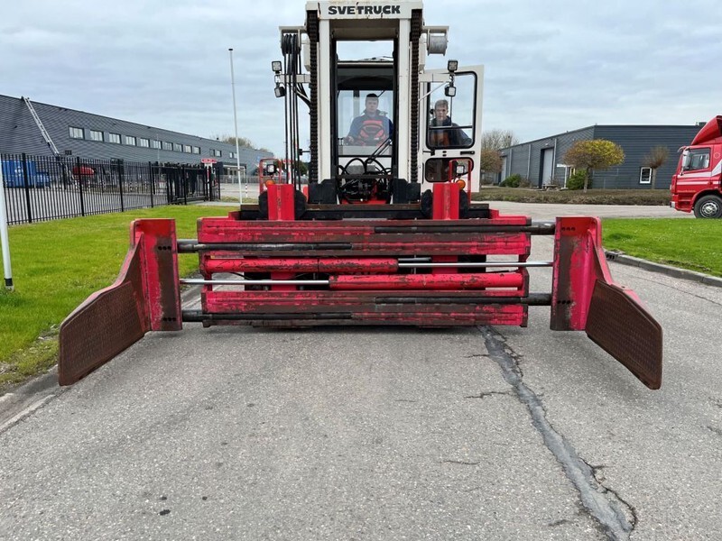 Bolzoni PULP BALE CLAMP P-1000-LS - 부착물 : 사진 5 Bolzoni PULP BALE CLAMP P-1000-LS - 부착물 : 사진 5