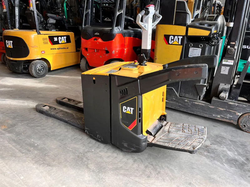 Caterpillar NPV20N2 - 팔레트 트럭 : 사진 2 Caterpillar NPV20N2 - 팔레트 트럭 : 사진 2
