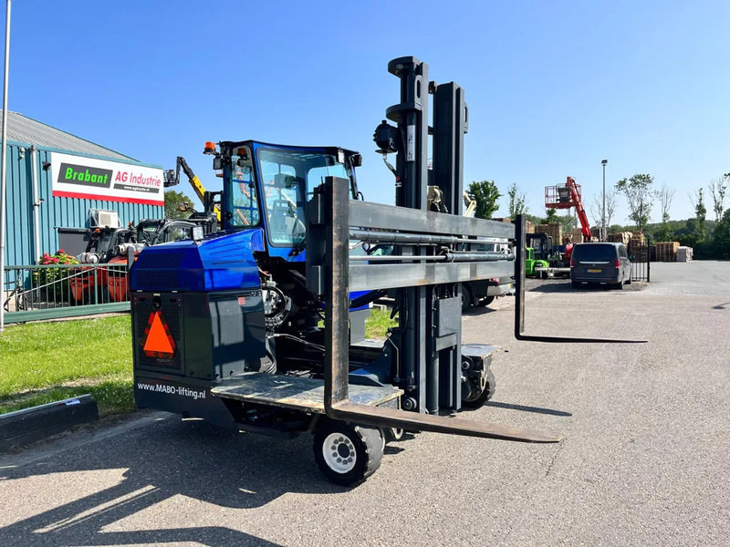 Combilift C4000 4 WAY FORKLIFT - 4방향 리치 트럭 : 사진 2 Combilift C4000 4 WAY FORKLIFT - 4방향 리치 트럭 : 사진 2