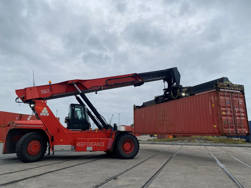 Hyster RS46-36CH - 리치 스태커 : 사진 3 Hyster RS46-36CH - 리치 스태커 : 사진 3