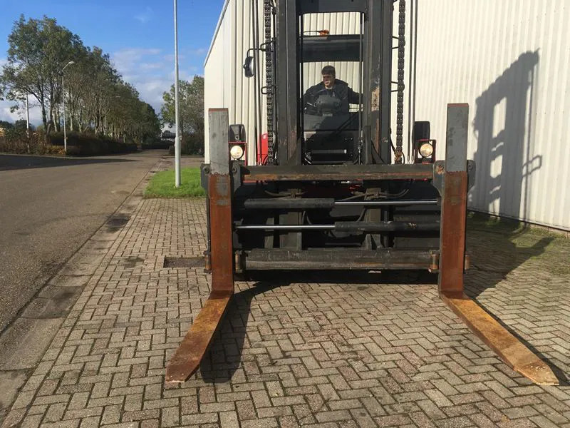 LPG 지게차 Kalmar GCE 150- 6 : 사진 7