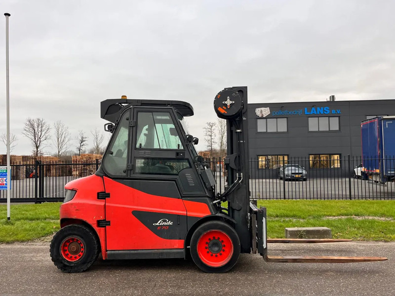 Linde E70-01 - 전기 지게차 : 사진 1 Linde E70-01 - 전기 지게차 : 사진 1