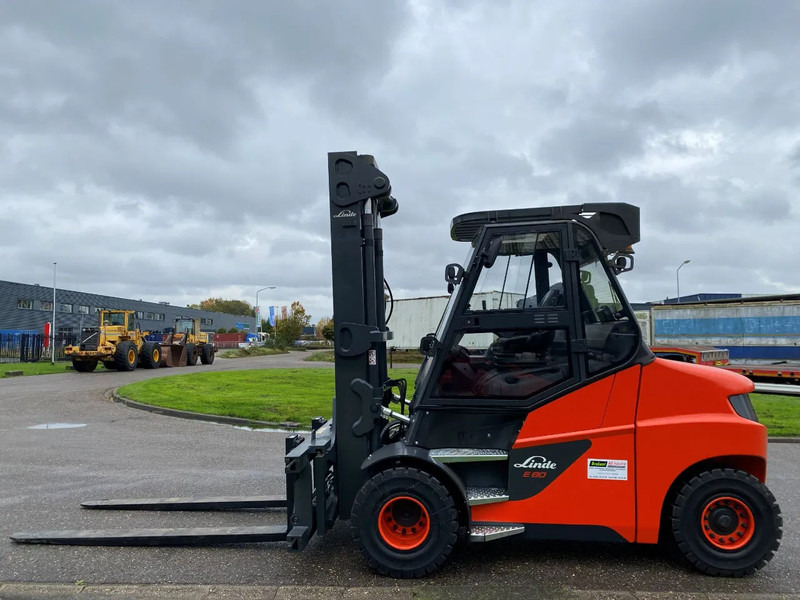 Linde E80-01/900 - 전기 지게차 : 사진 2 Linde E80-01/900 - 전기 지게차 : 사진 2