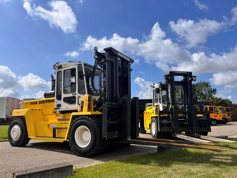 Svetruck 15-120 15TONS - 디젤 지게차 : 사진 3 Svetruck 15-120 15TONS - 디젤 지게차 : 사진 3