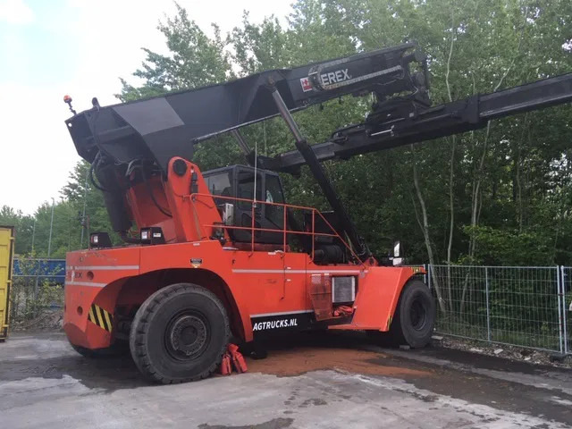 Terex Fantuzzi CS45KM FOR PARTS - 리치 스태커 : 사진 1 Terex Fantuzzi CS45KM FOR PARTS - 리치 스태커 : 사진 1