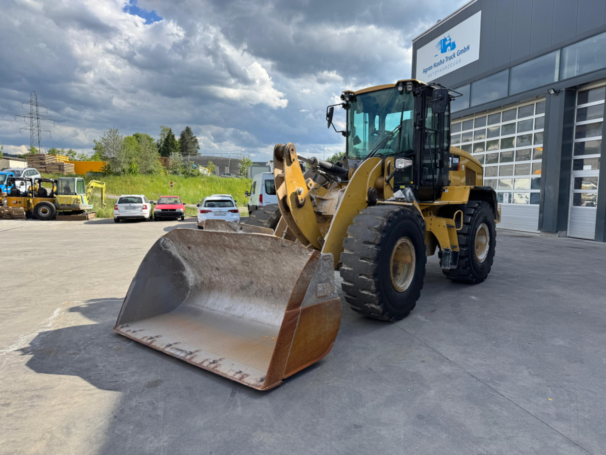 CATERPILLAR 926M - 휠 로더 : 사진 1 CATERPILLAR 926M - 휠 로더 : 사진 1