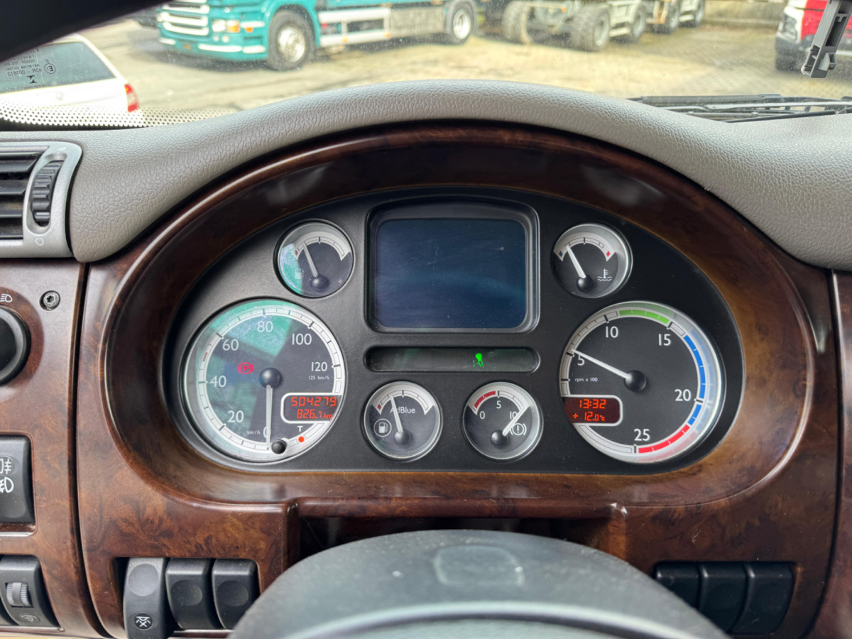 가축 트럭 DAF CF410 4x2 : 사진 18