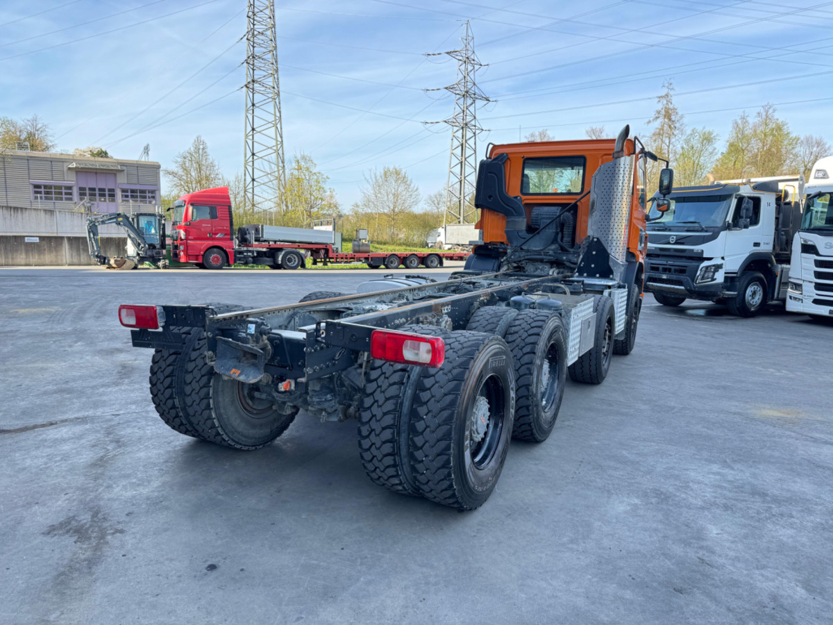 DAF CF440 8x4 Fahrgestell - 캡 새시 트럭 : 사진 5 DAF CF440 8x4 Fahrgestell - 캡 새시 트럭 : 사진 5