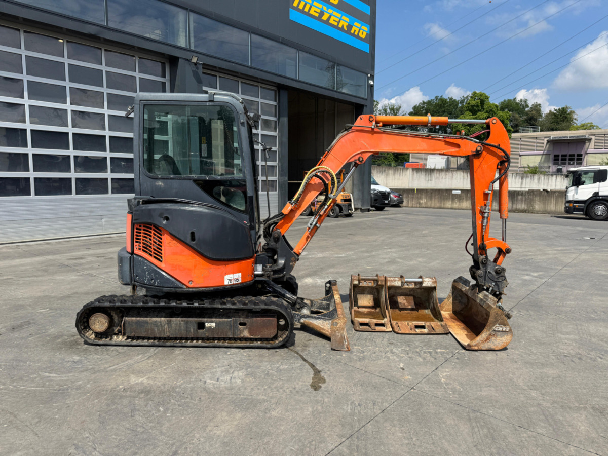 HITACHI Zaxis 30U-2 CSR - 크롤러 굴삭기 : 사진 3 HITACHI Zaxis 30U-2 CSR - 크롤러 굴삭기 : 사진 3