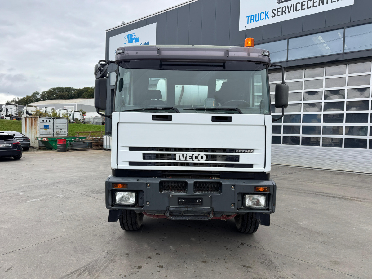 IVECO 440 Cursor 8x4 Liebherr - 콘크리트 믹서 트럭 : 사진 2 IVECO 440 Cursor 8x4 Liebherr - 콘크리트 믹서 트럭 : 사진 2